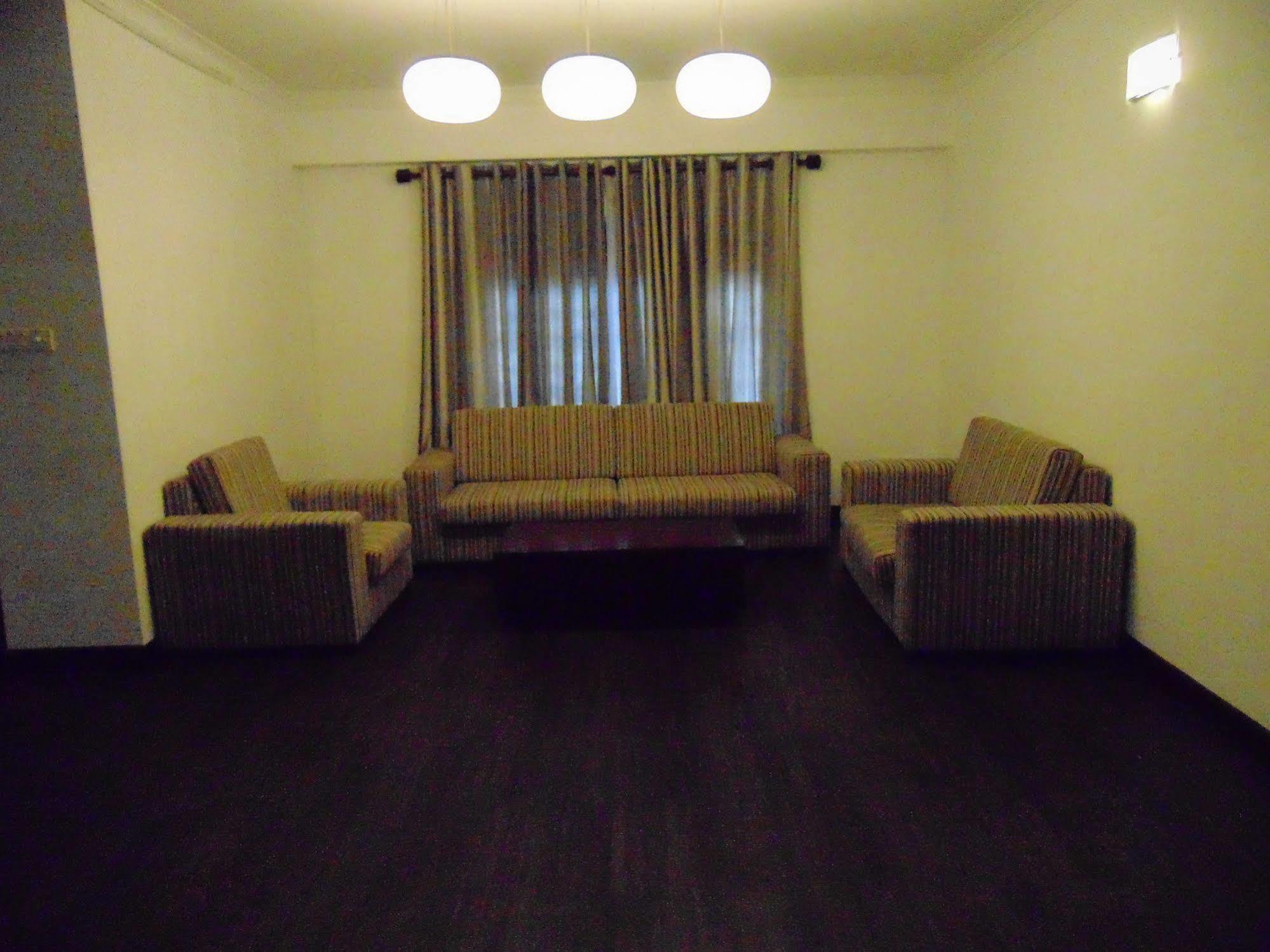 Hotel Laa Adams - The Luxurious Living Hatton Esterno foto