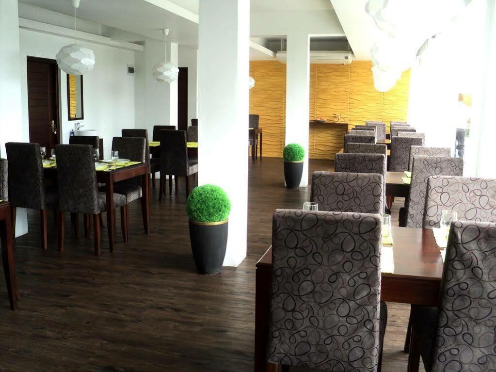 Hotel Laa Adams - The Luxurious Living Hatton Esterno foto