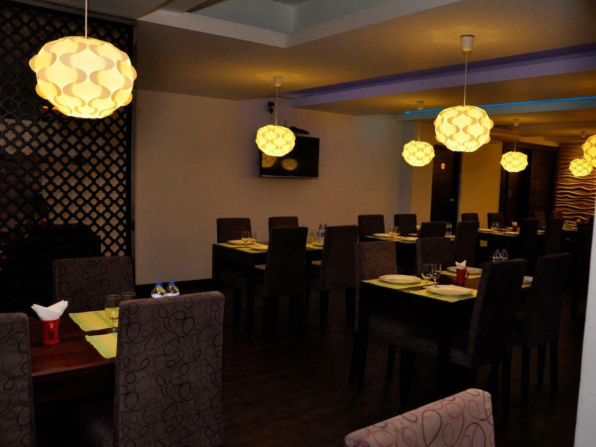 Hotel Laa Adams - The Luxurious Living Hatton Esterno foto